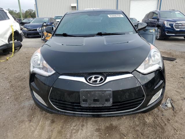  HYUNDAI VELOSTER 2017 Czarny