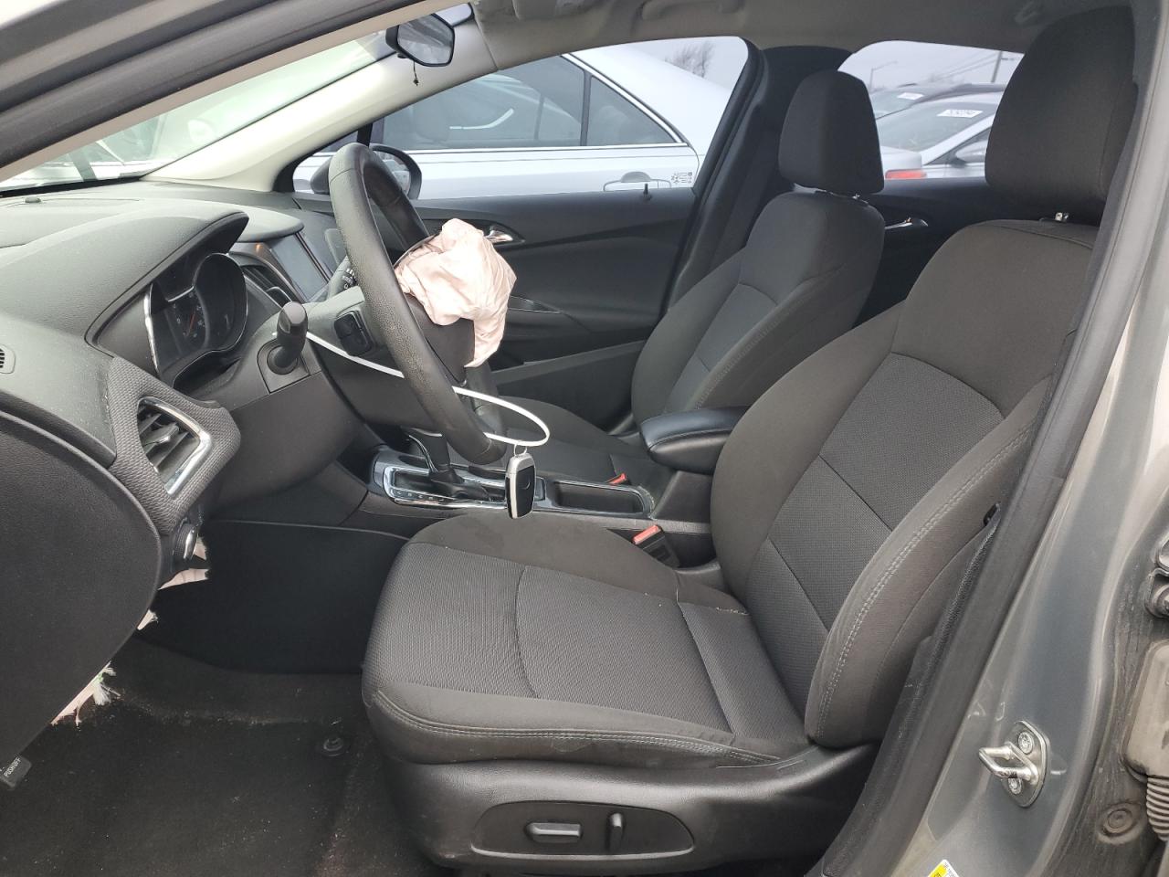 2017 Chevrolet Cruze - Image 7