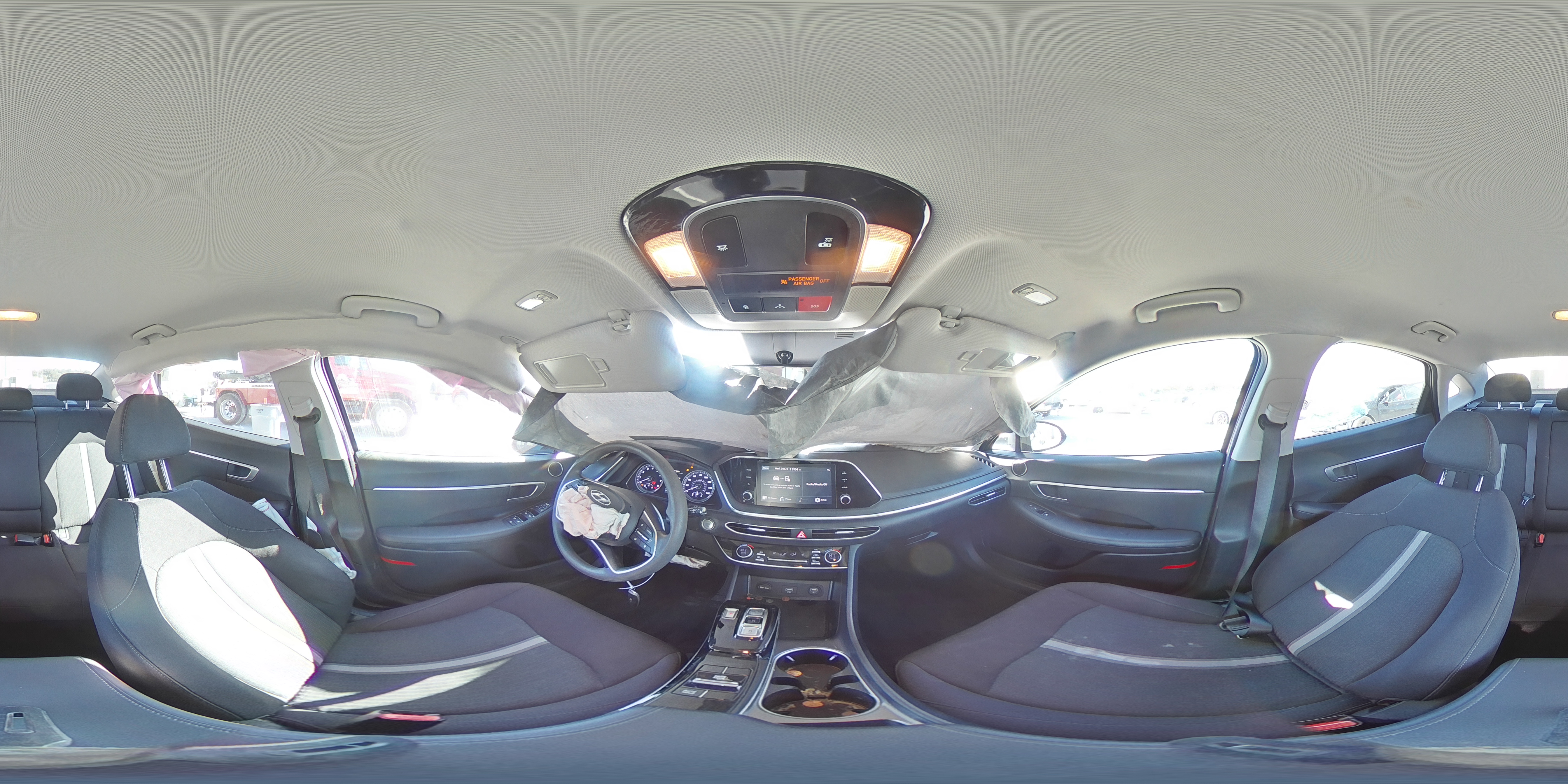 2022 Hyundai Sonata - Image 13