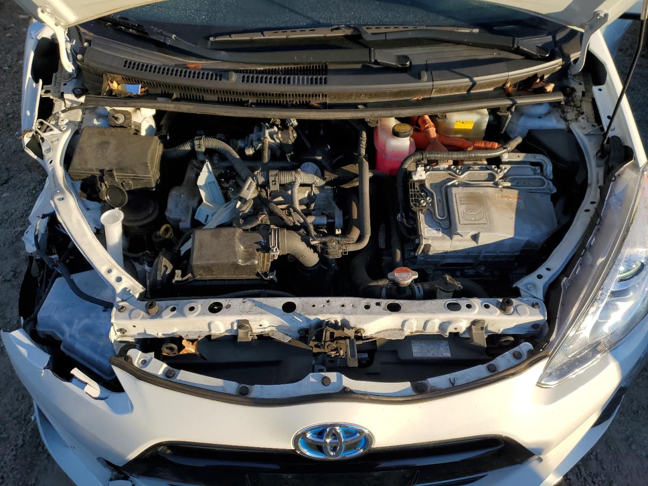 VIN JTDKDTB39G1130112 2016 TOYOTA PRIUS no.11