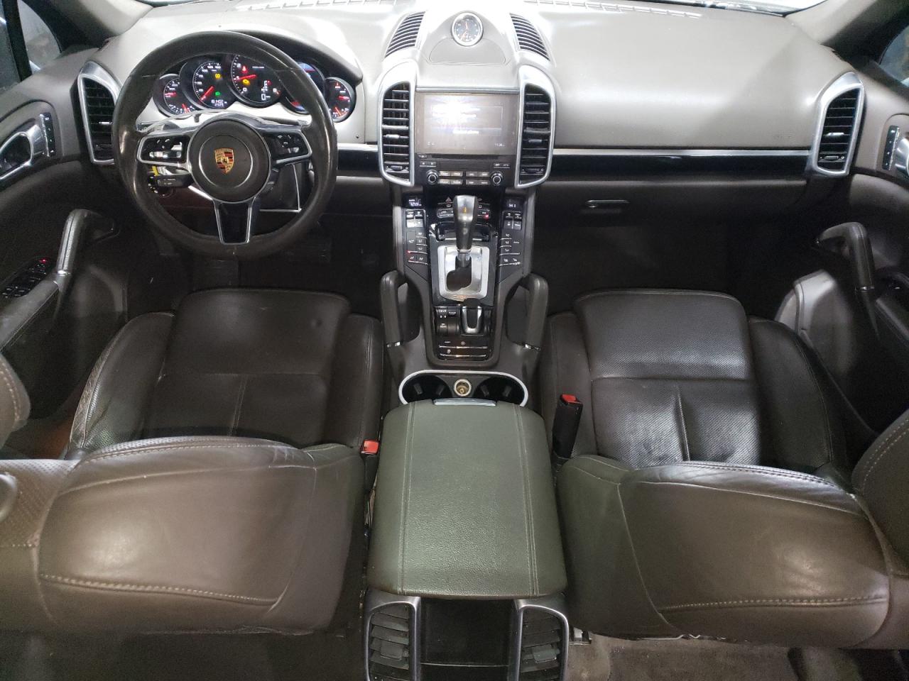 2017 Porsche Cayenne - Image 8