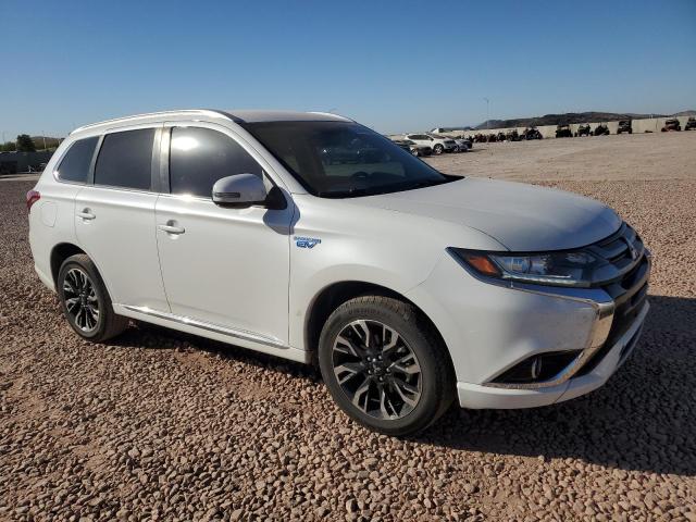  MITSUBISHI OUTLANDER 2018 White