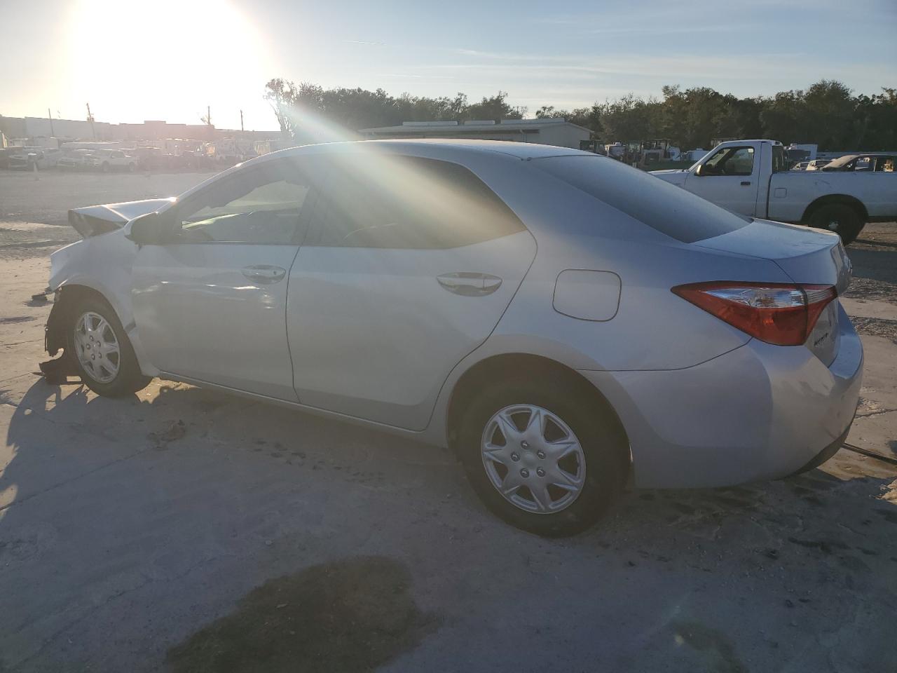 VIN 2T1BURHE7GC713303 2016 TOYOTA COROLLA no.2