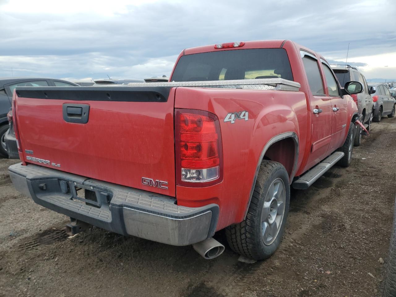 2011 GMC Sierra - Image 3