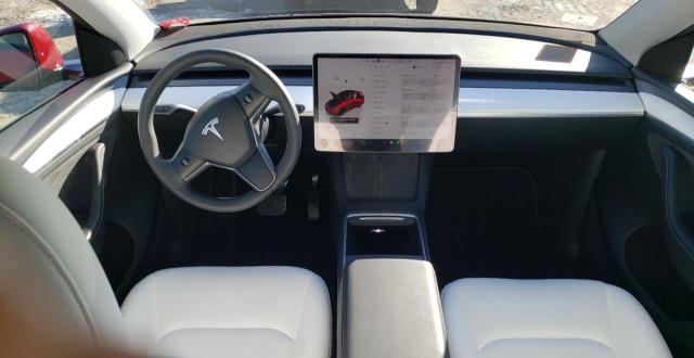  TESLA MODEL Y 2024 Red