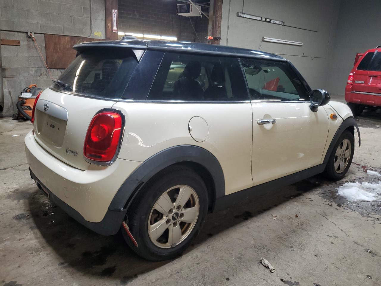 VIN WMWXM5C55F3A59429 2015 MINI COOPER no.3