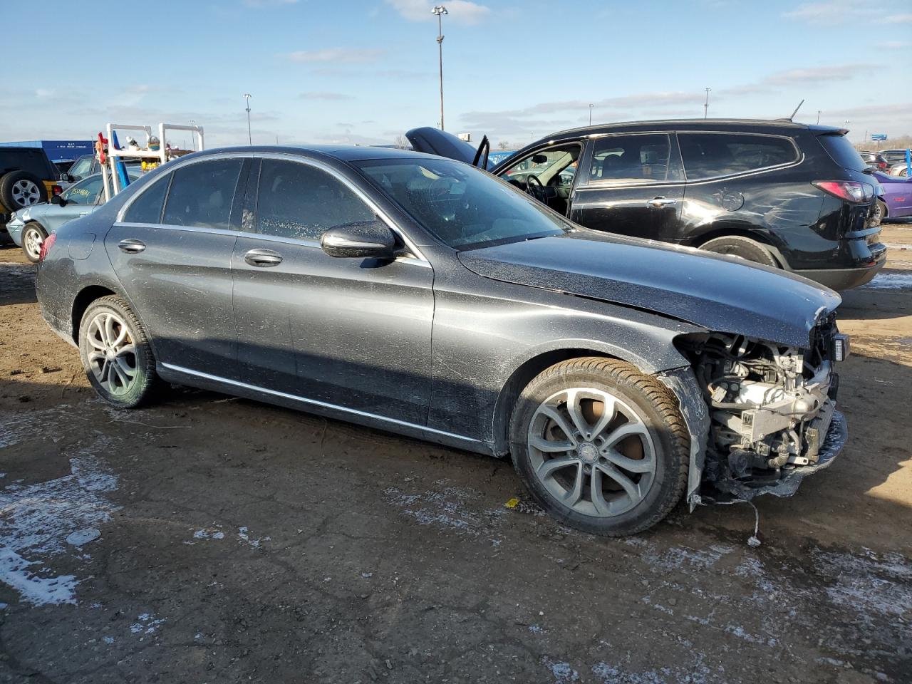 VIN 55SWF4KB4FU028147 2015 MERCEDES-BENZ C-CLASS no.4