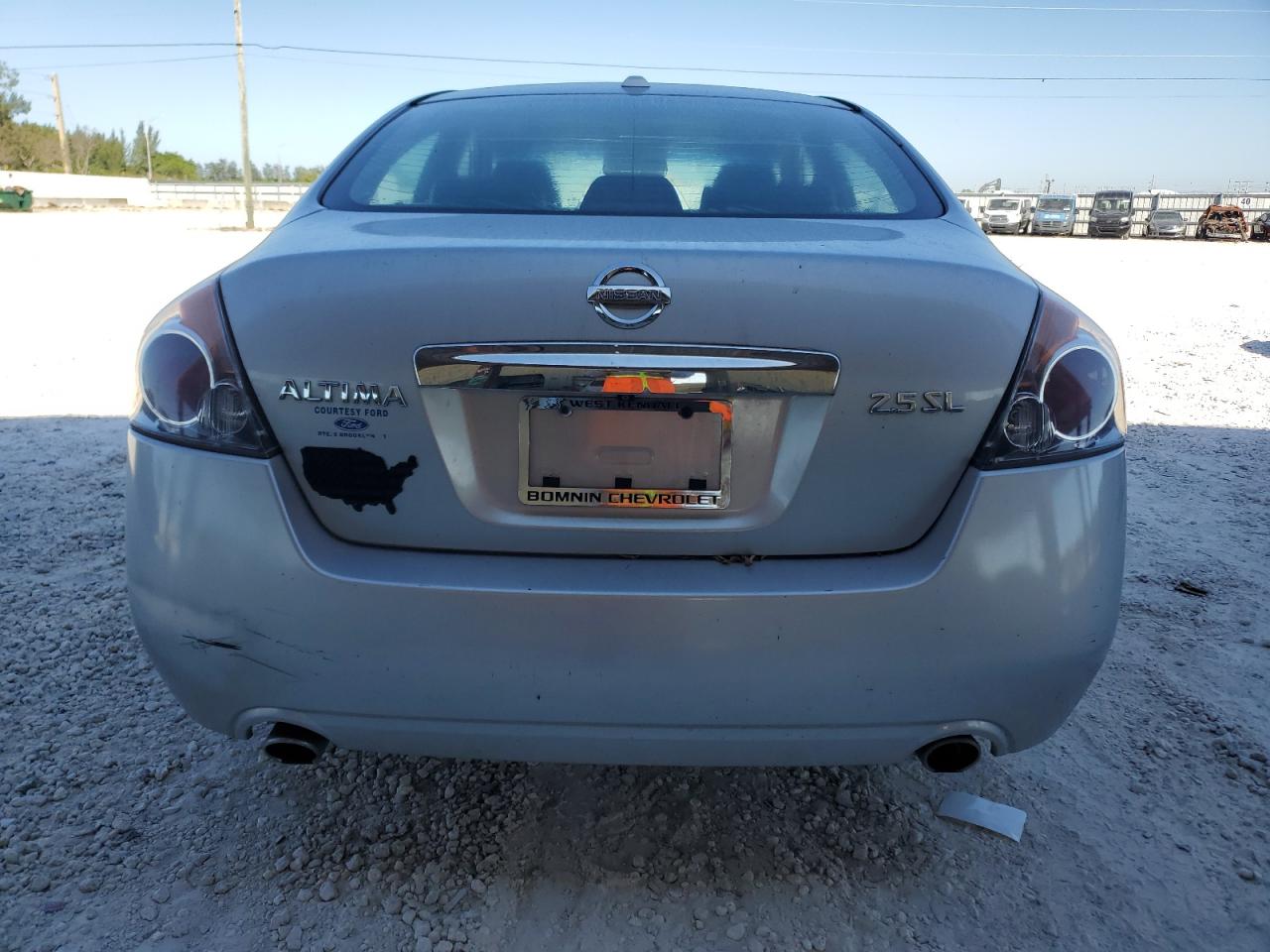 2010 Nissan Altima - Image 6