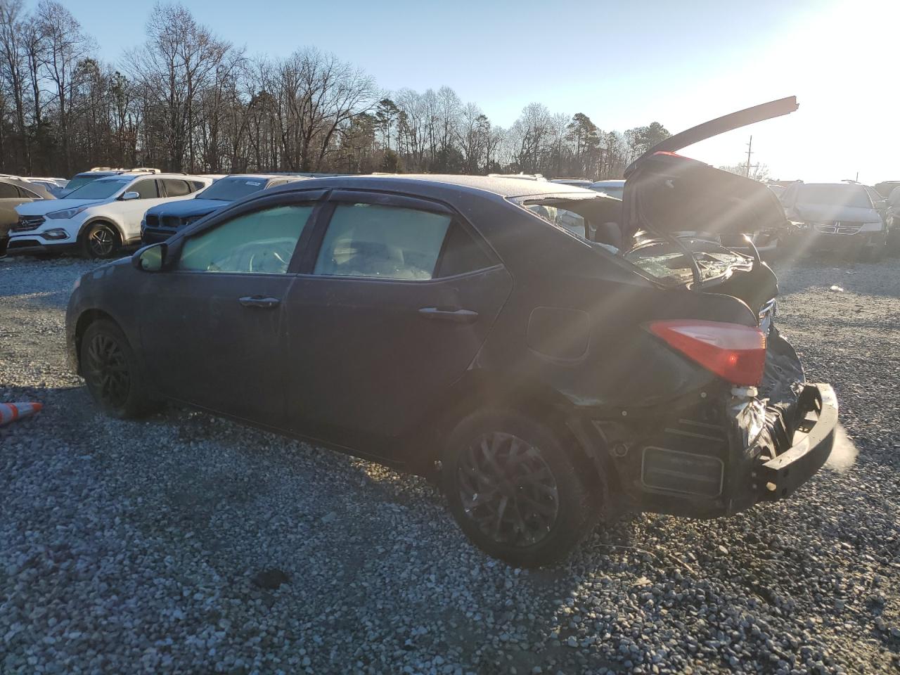2018 Toyota Corolla - Image 2