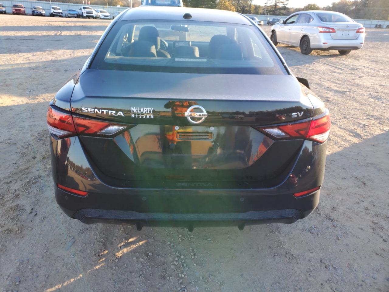 2022 Nissan Sentra - Image 6
