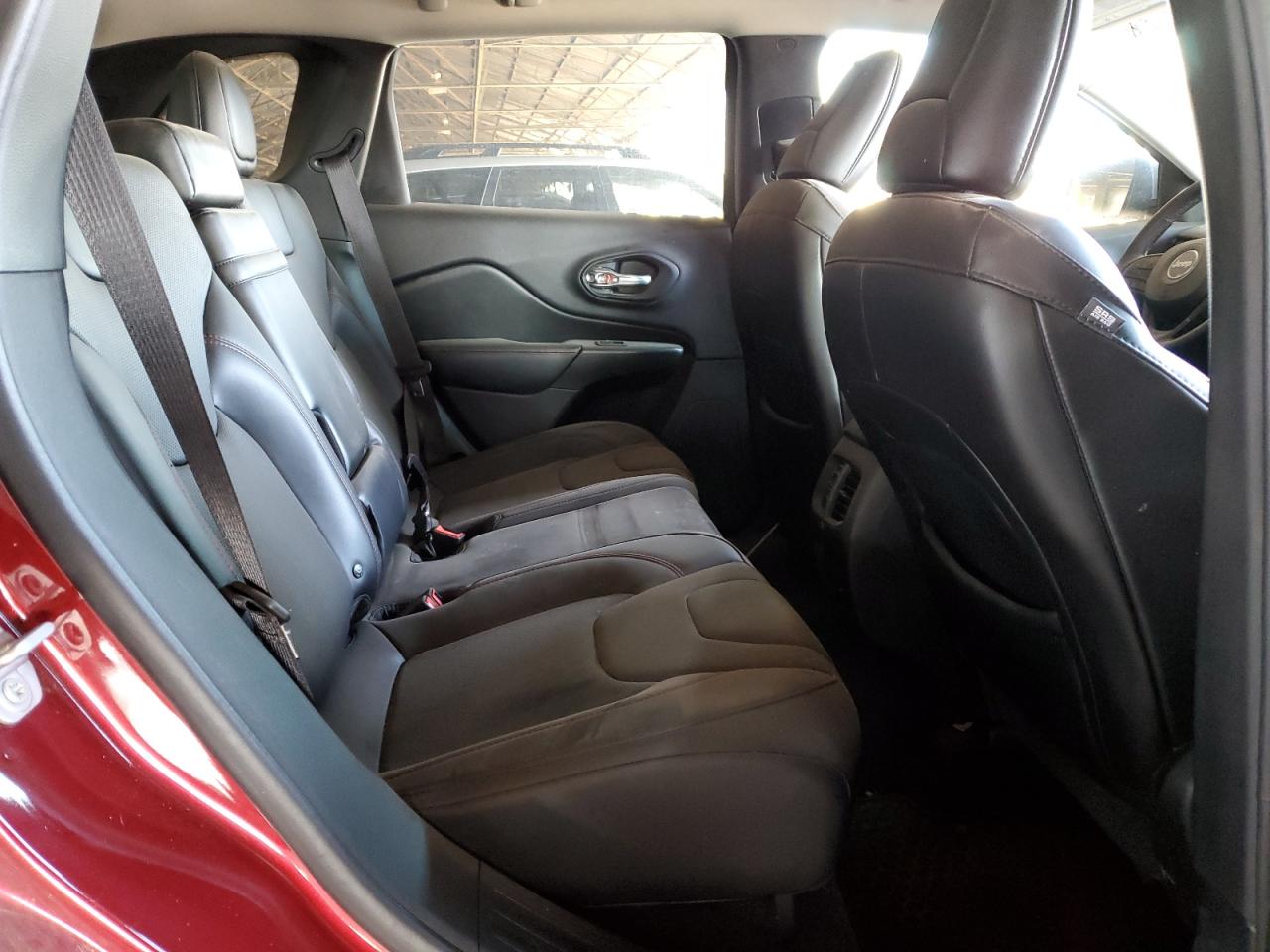 2019 Jeep Cherokee Trailhawk VIN: 1C4PJMBN7KD163235 Lot: 84903324