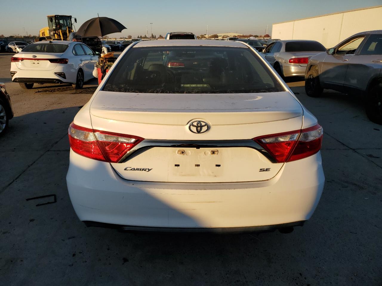 VIN 4T1BF1FK2HU399189 2017 TOYOTA CAMRY no.6