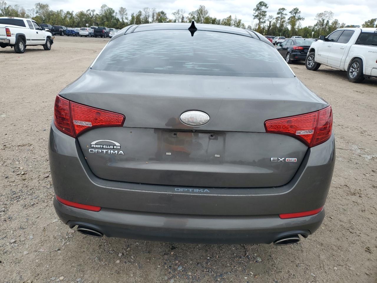 VIN 5XXGN4A78DG111077 2013 KIA OPTIMA no.6