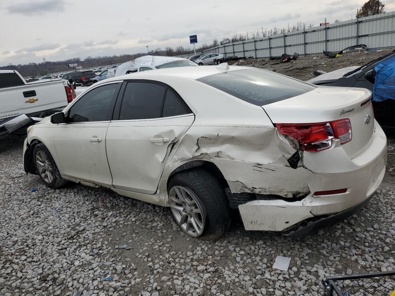 VIN 1G11D5RR7DF109753 2013 CHEVROLET MALIBU no.2