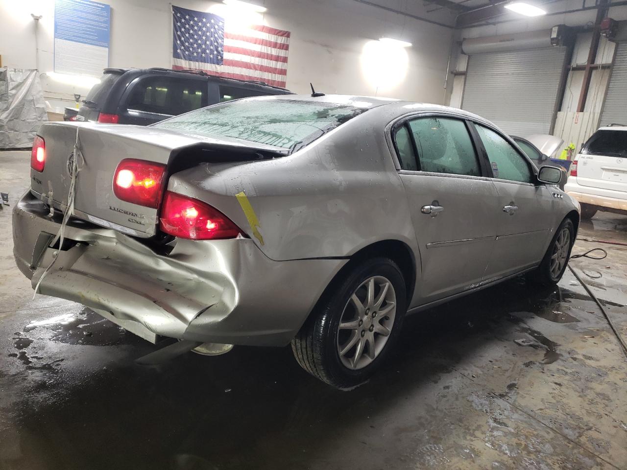 2008 Buick Lucerne - Image 3