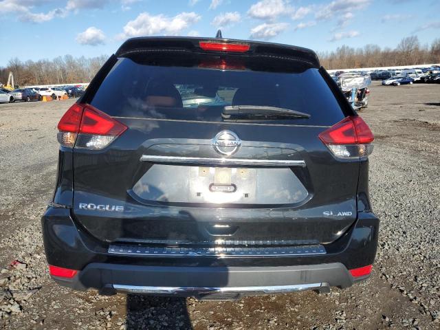  NISSAN ROGUE 2017 Czarny