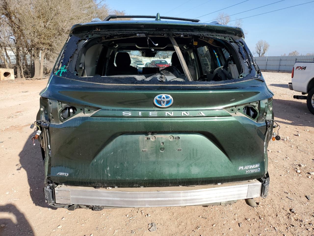 2021 Toyota Sienna - Image 6