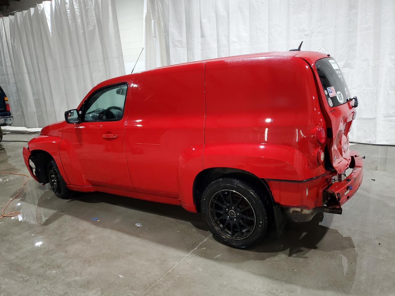 2011 Chevrolet HHR - Image 2