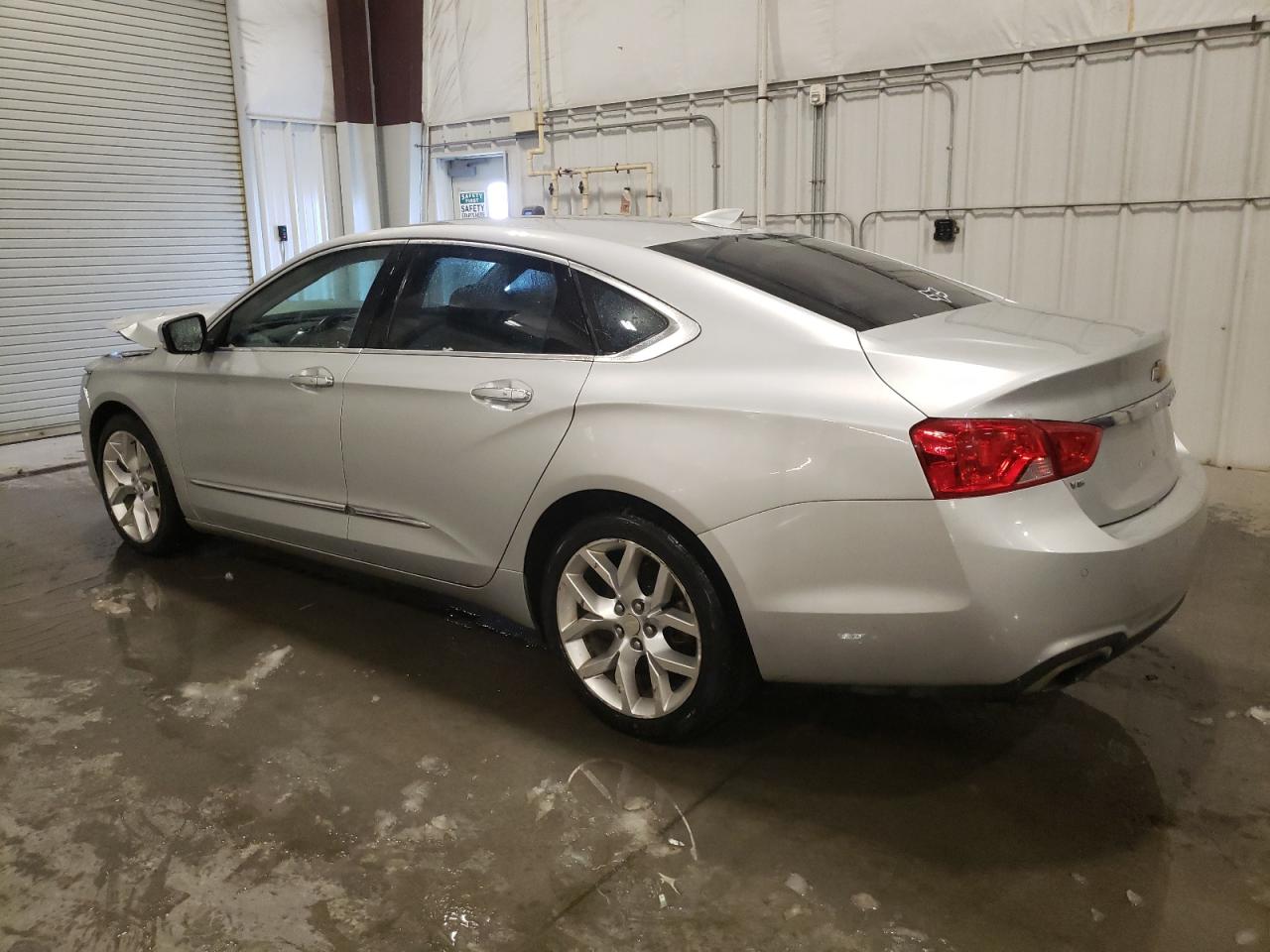 2016 Chevrolet Impala - Image 2