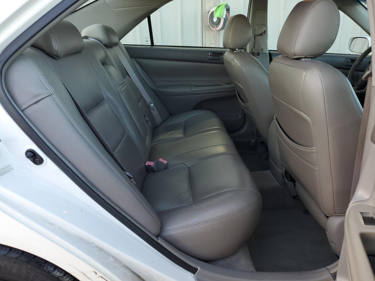 2002 Toyota Camry - Image 10