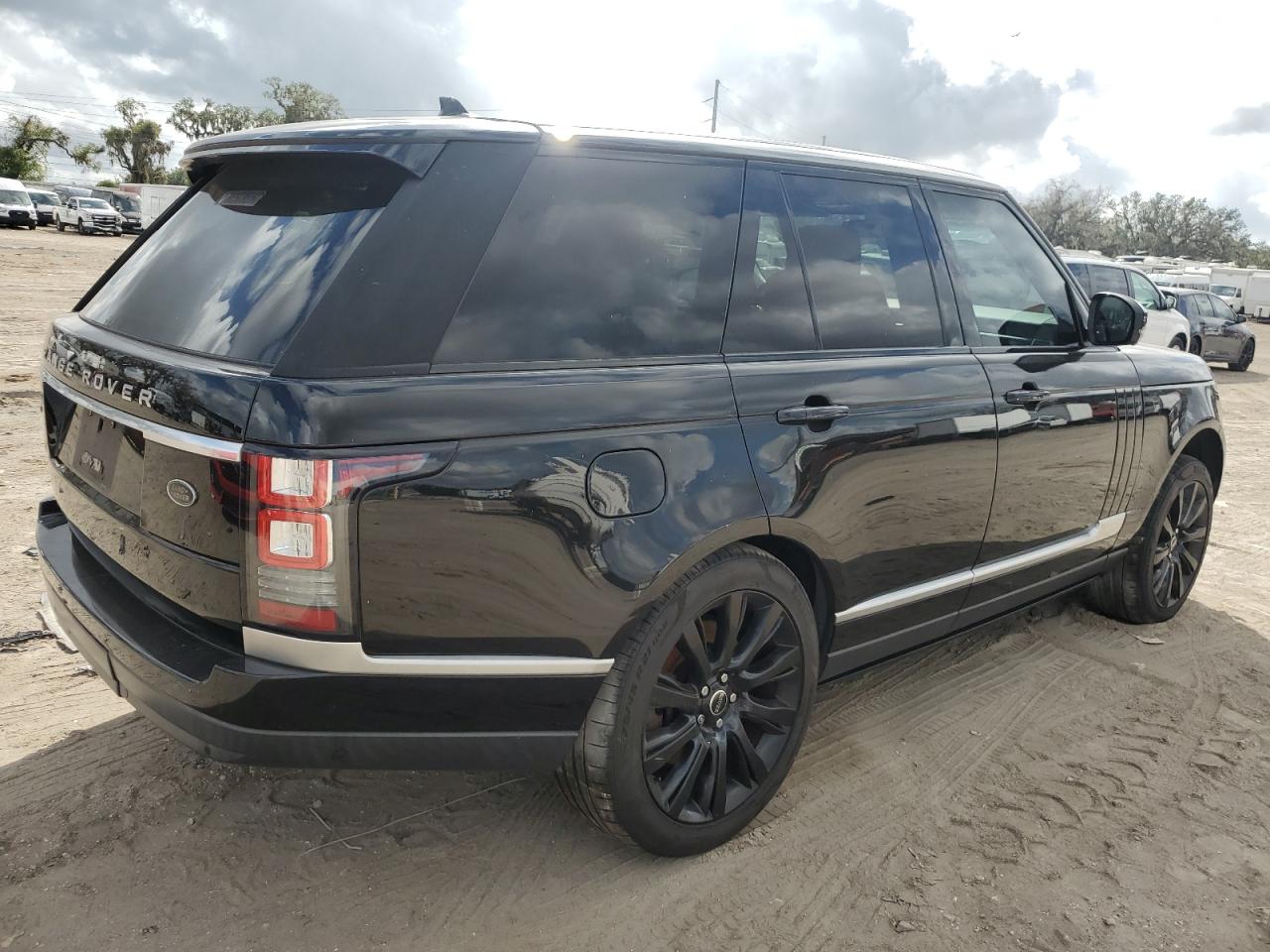 VIN SALGS2TF4FA232374 2015 LAND ROVER RANGEROVER no.3