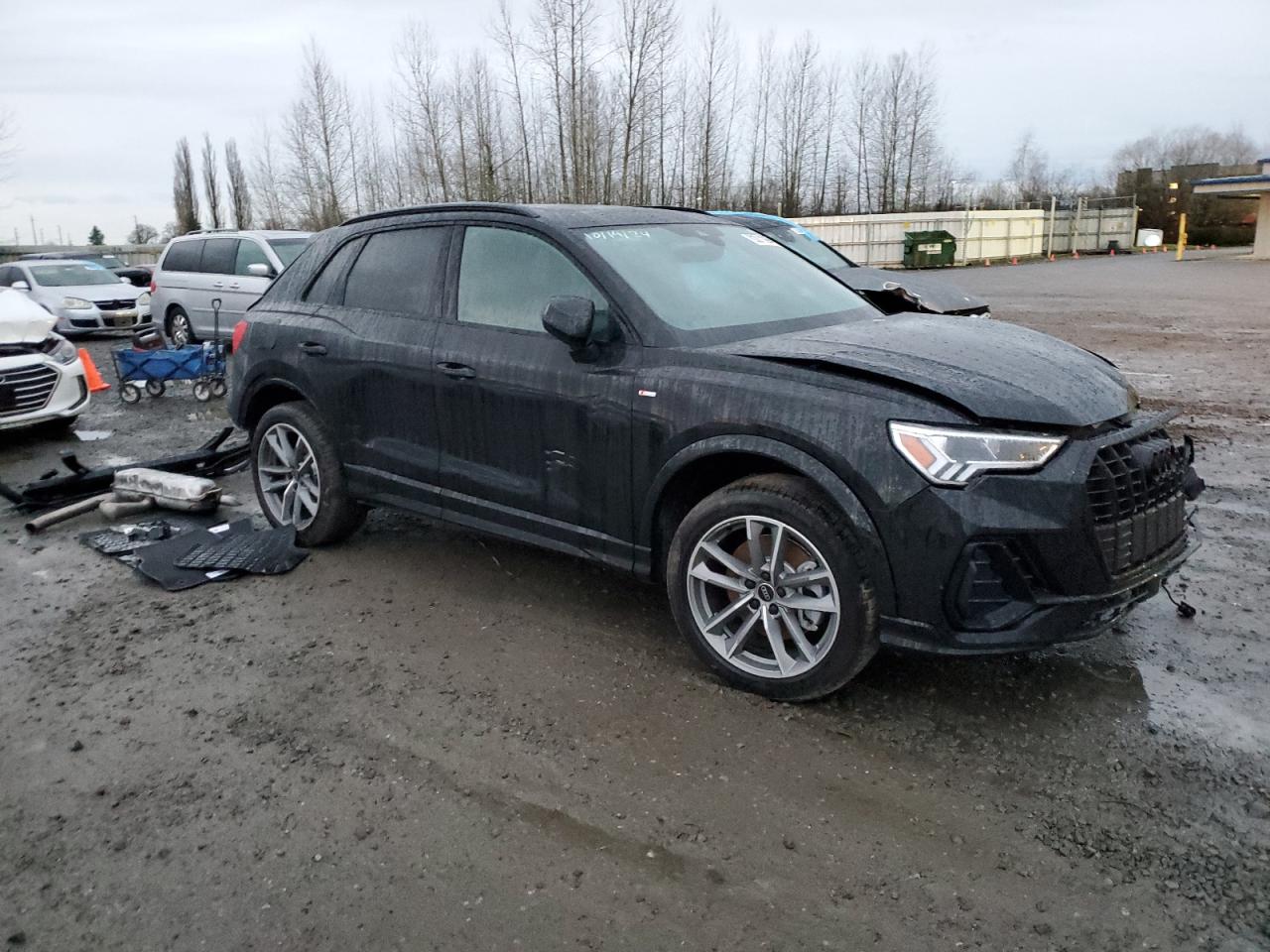 2024 Audi Q3 - Image 4