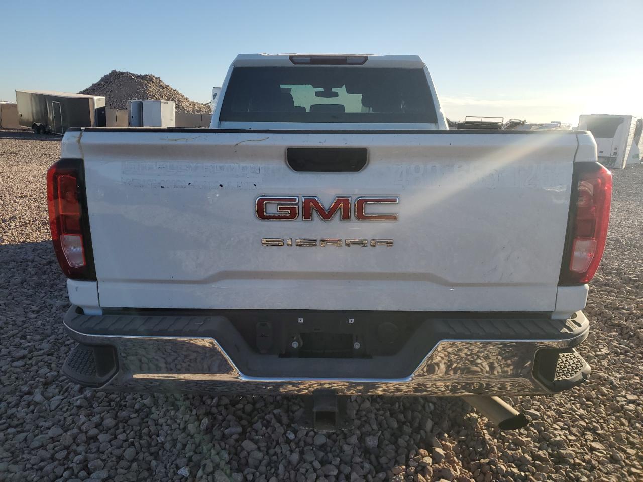 VIN 1GT58LE70PF216024 2023 GMC SIERRA no.6