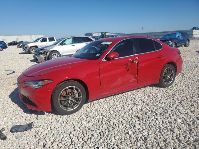 2018 Alfa Romeo Giulia Q4