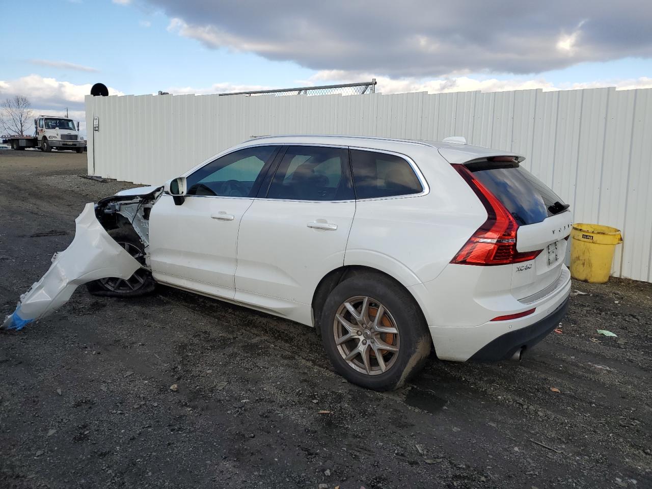 VIN YV4102RK7M1690122 2021 VOLVO XC60 no.2