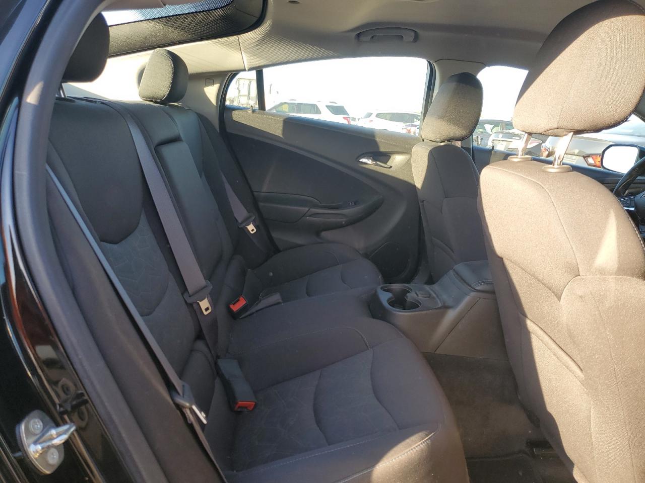 2017 Chevrolet Volt - Image 10