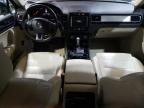 2011 Volkswagen Touareg V6 продається в Rogersville, MO - Normal Wear