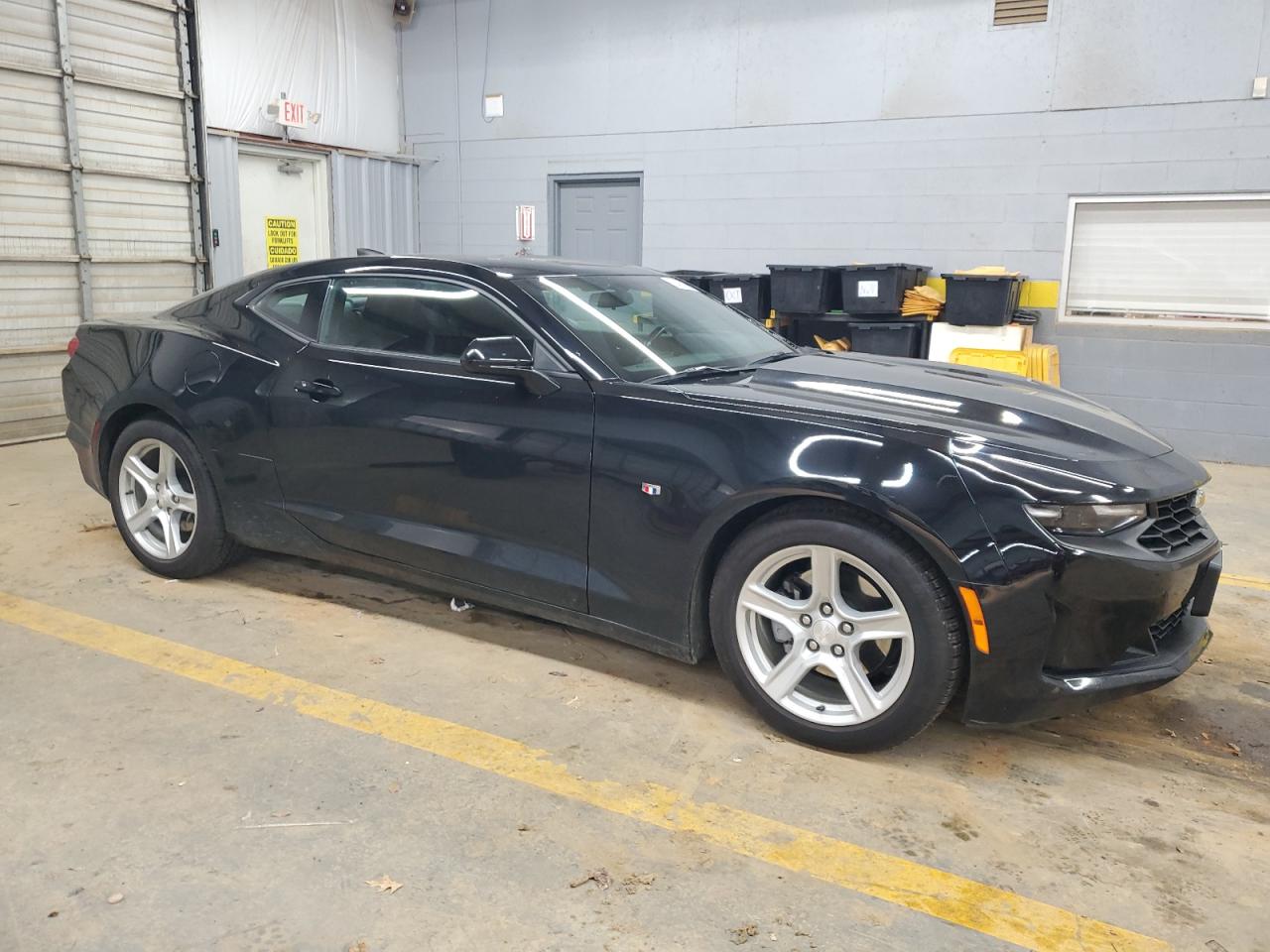 2023 Chevrolet Camaro - Image 4