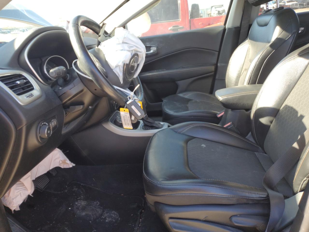 2018 Jeep Compass - Image 7