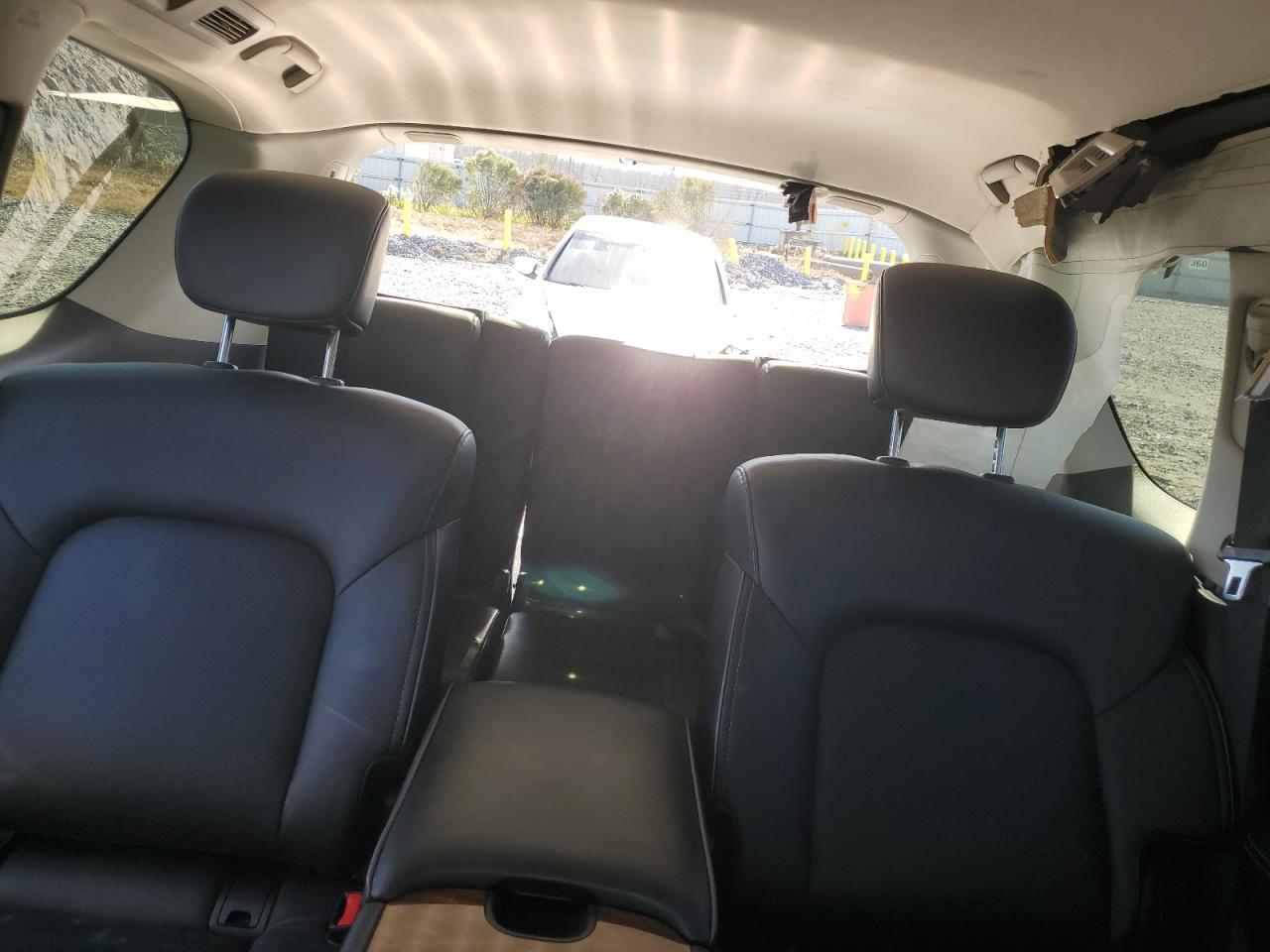 2019 Infiniti QX80 - Image 10