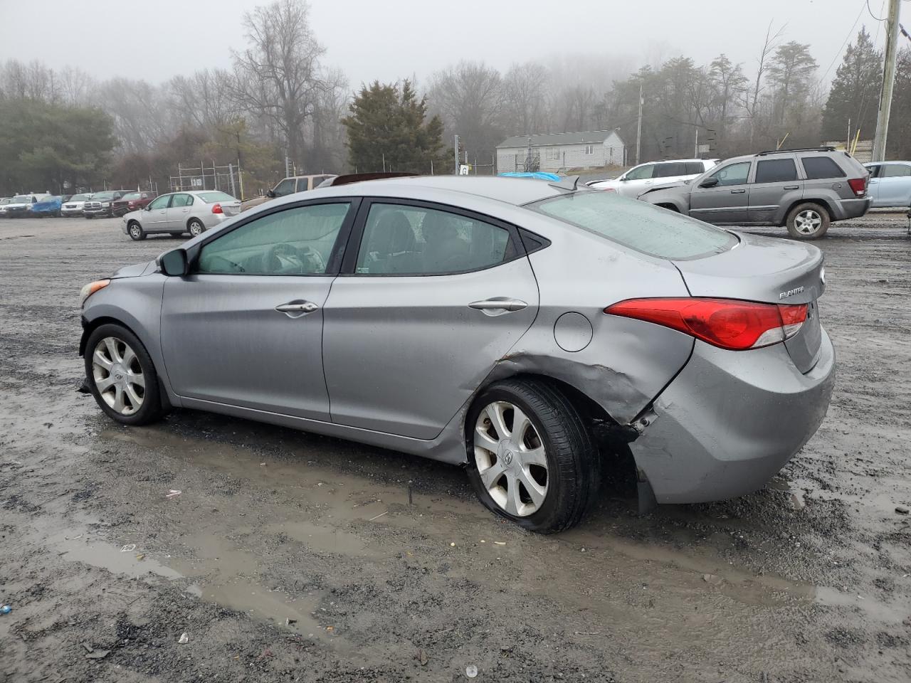 VIN KMHDH4AEXDU564566 2013 HYUNDAI ELANTRA no.2