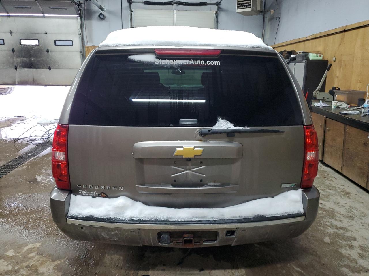 2012 Chevrolet Suburban - Image 6