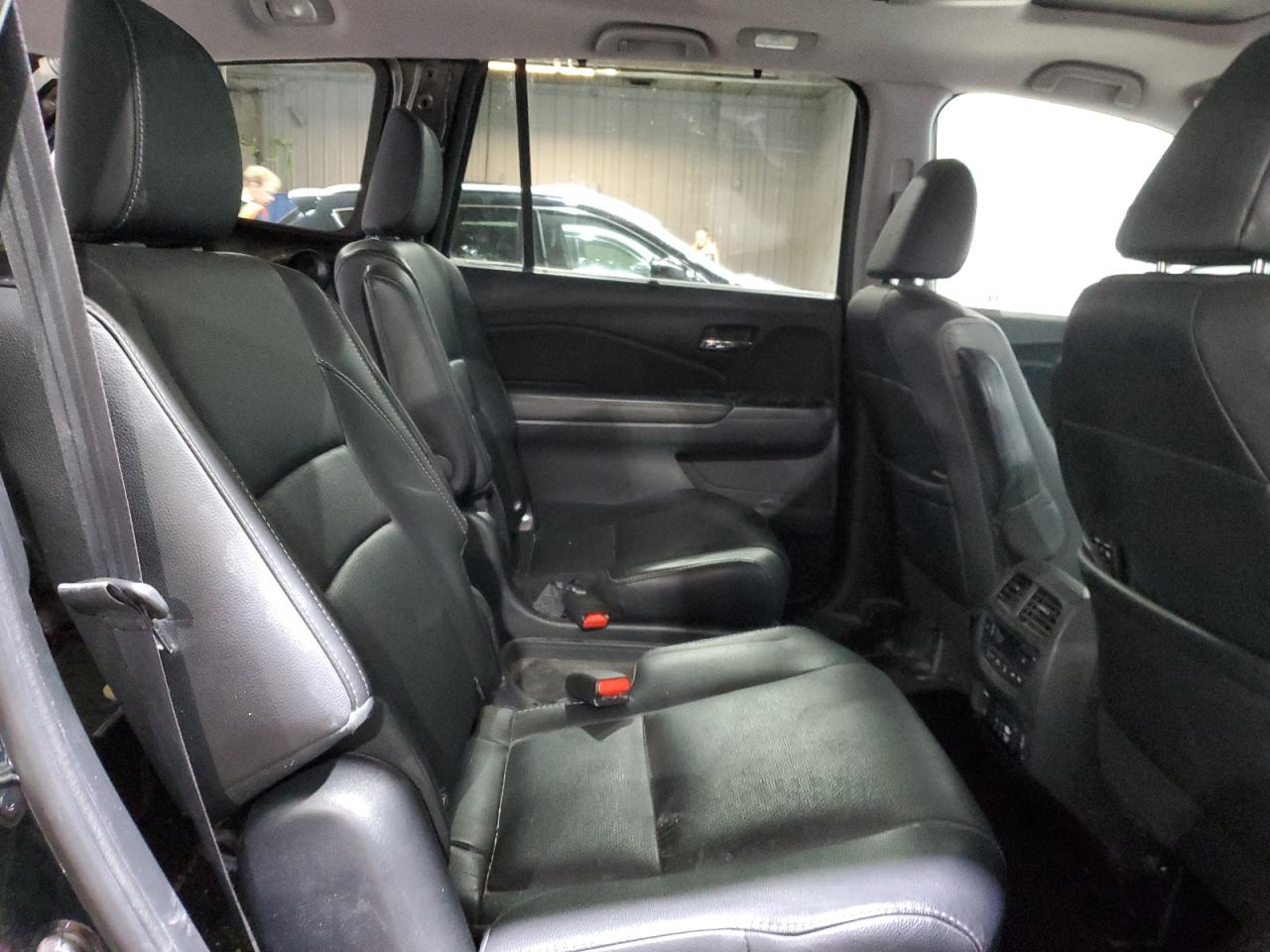 2021 Honda Pilot - Image 11