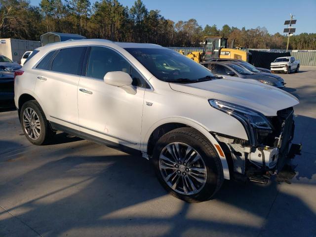  CADILLAC XT5 2017 Biały