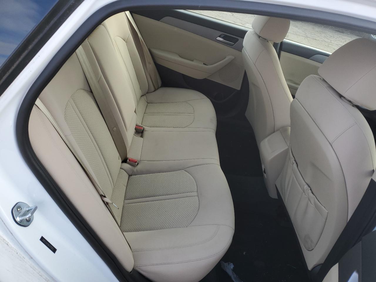 2019 Hyundai Sonata - Image 10