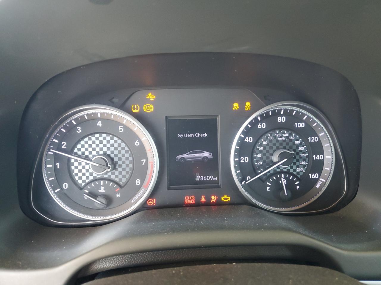 2020 Hyundai Elantra - Image 9