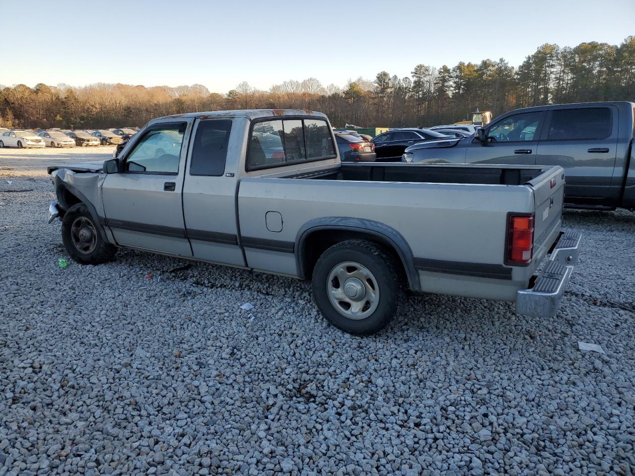 1995 Dodge Dakota - Image 2