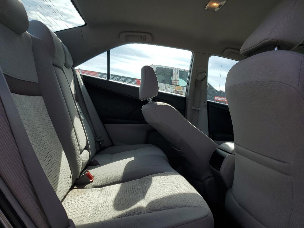 2012 Toyota Camry - Image 10