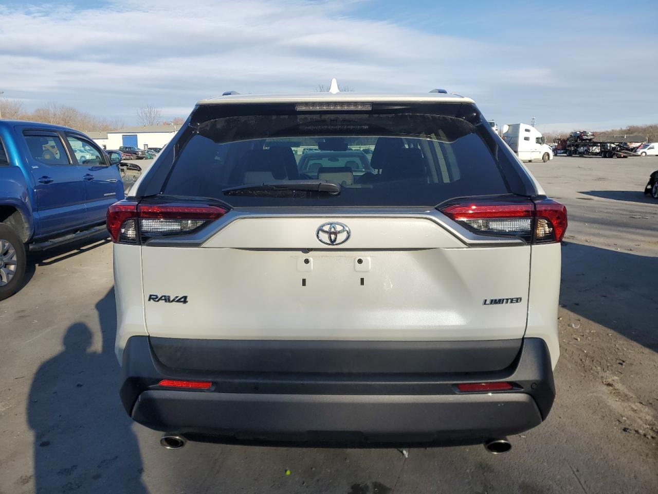 2021 Toyota RAV 4 - Image 6