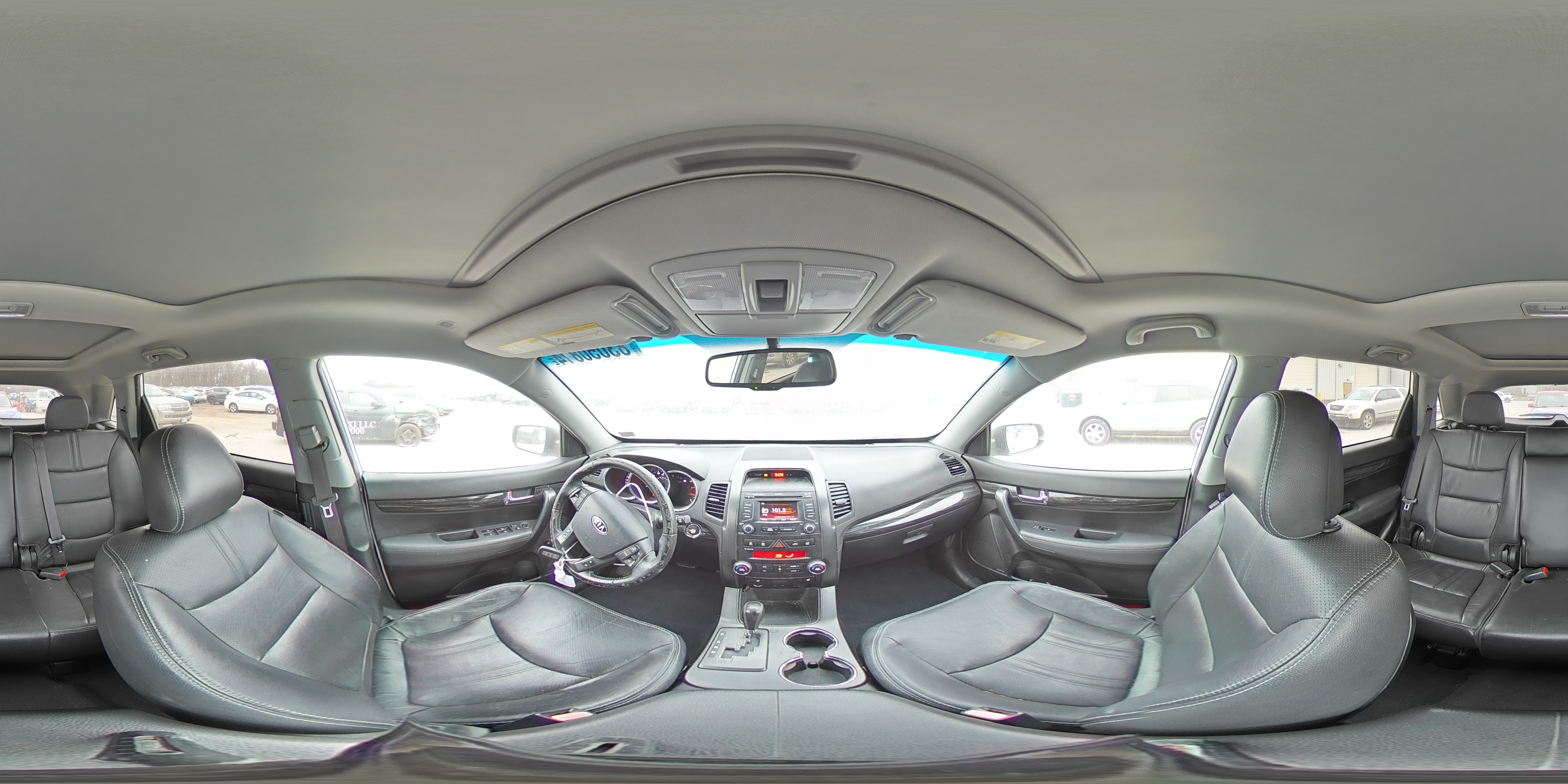 2012 Kia Sorento - Image 15