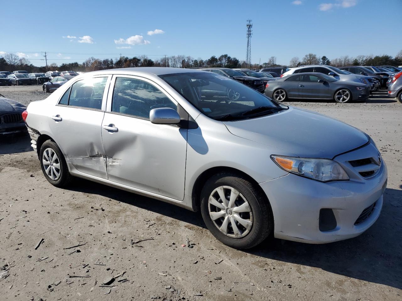 VIN 2T1BU4EE4DC124602 2013 TOYOTA COROLLA no.4