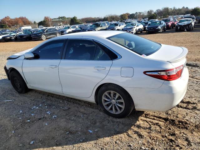  TOYOTA CAMRY 2016 Biały