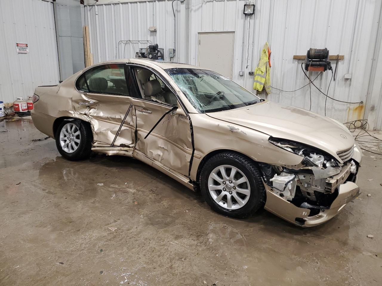 2003 Lexus ES - Image 4