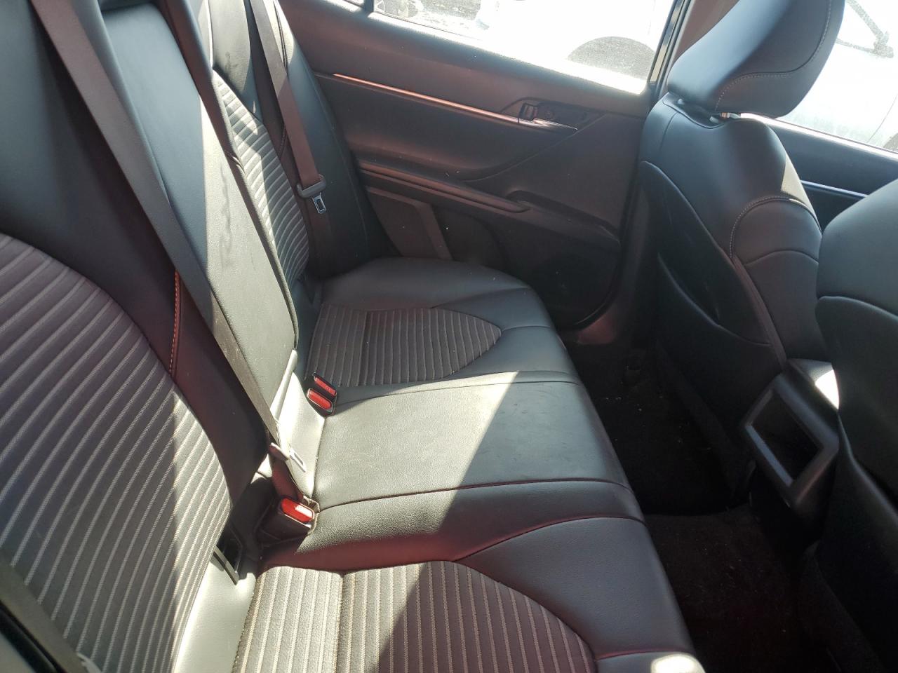 2022 Toyota Camry - Image 10