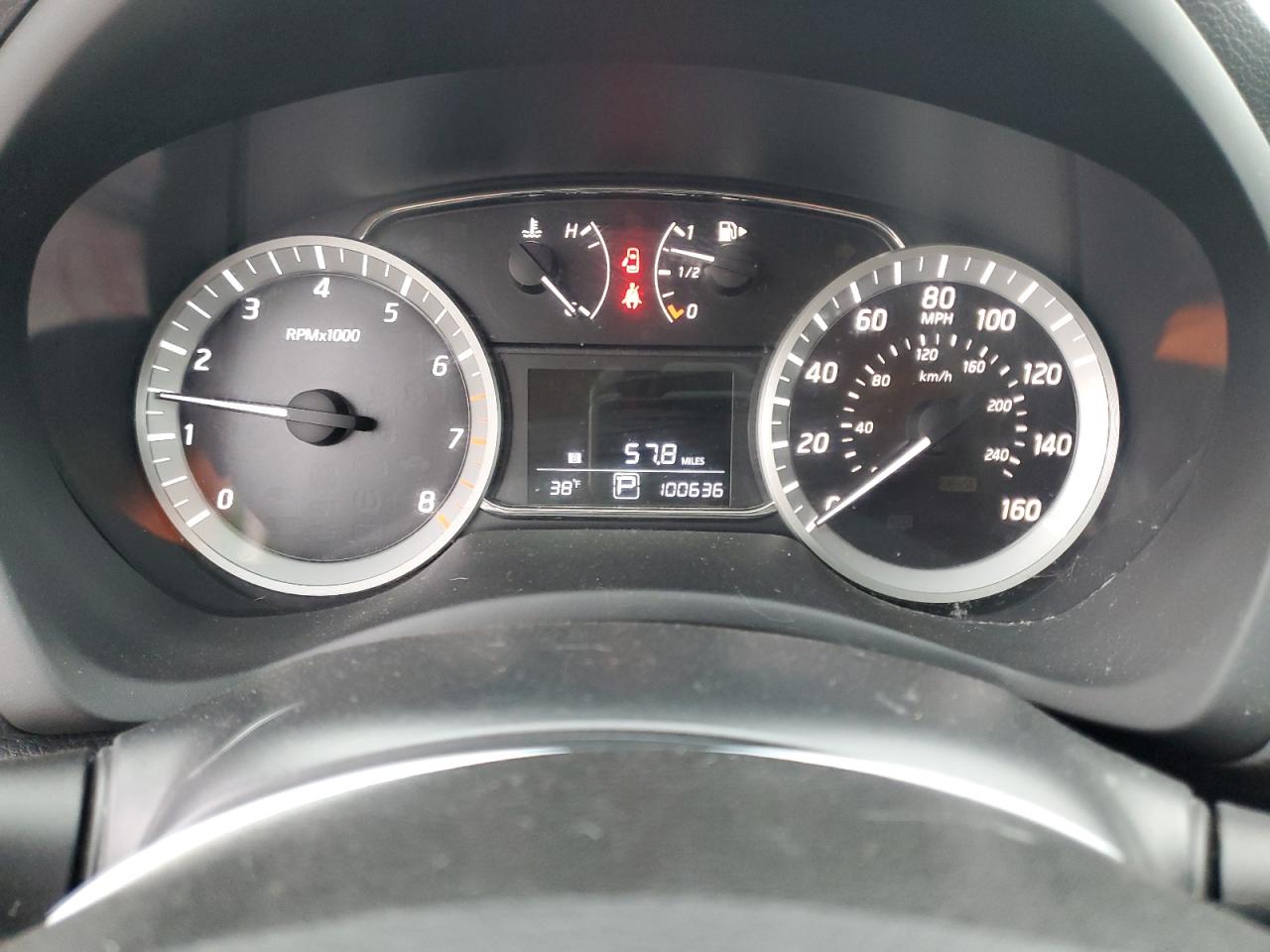 2015 Nissan Sentra - Image 9