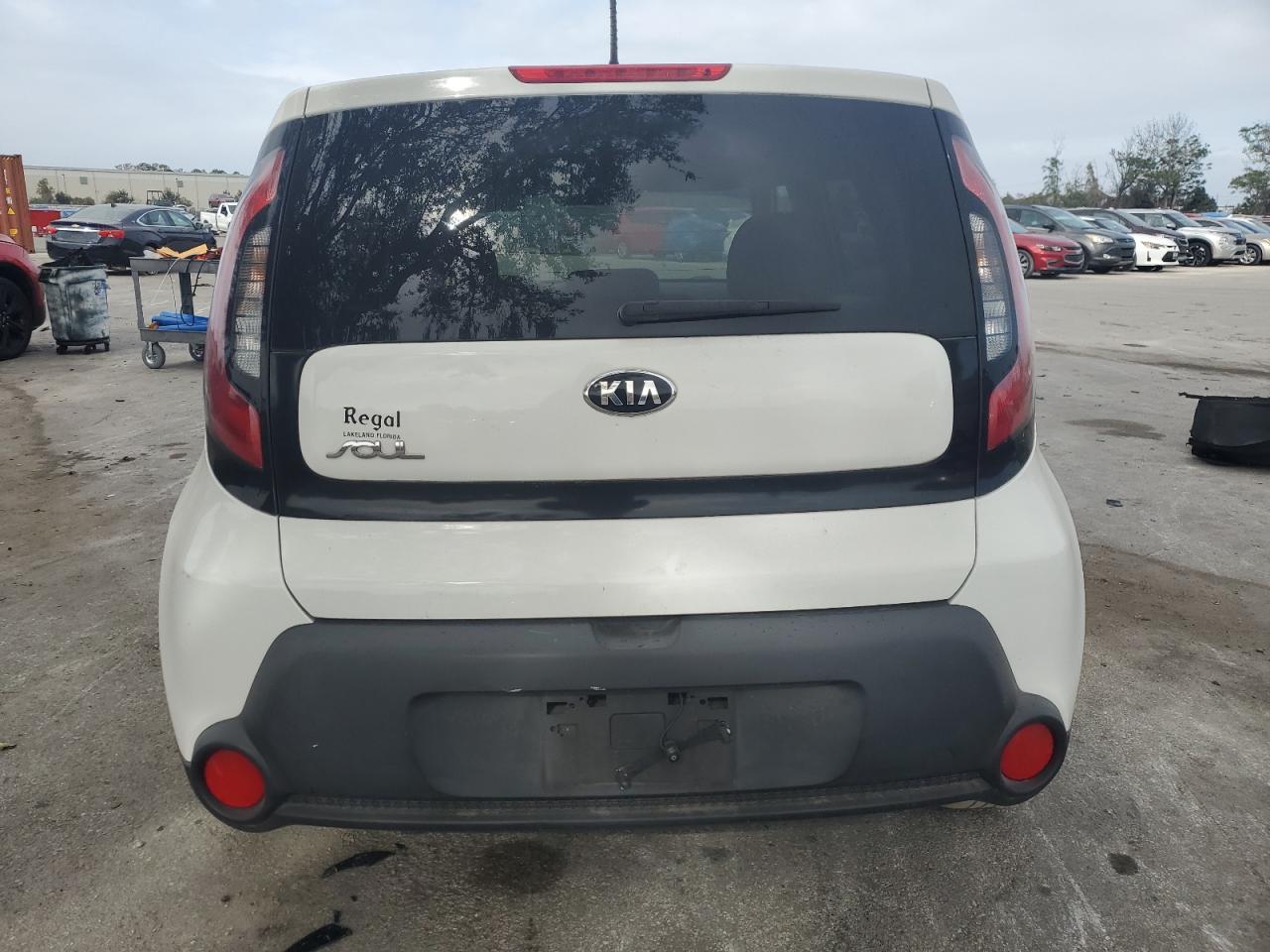 VIN KNDJN2A20G7244654 2016 KIA SOUL no.6